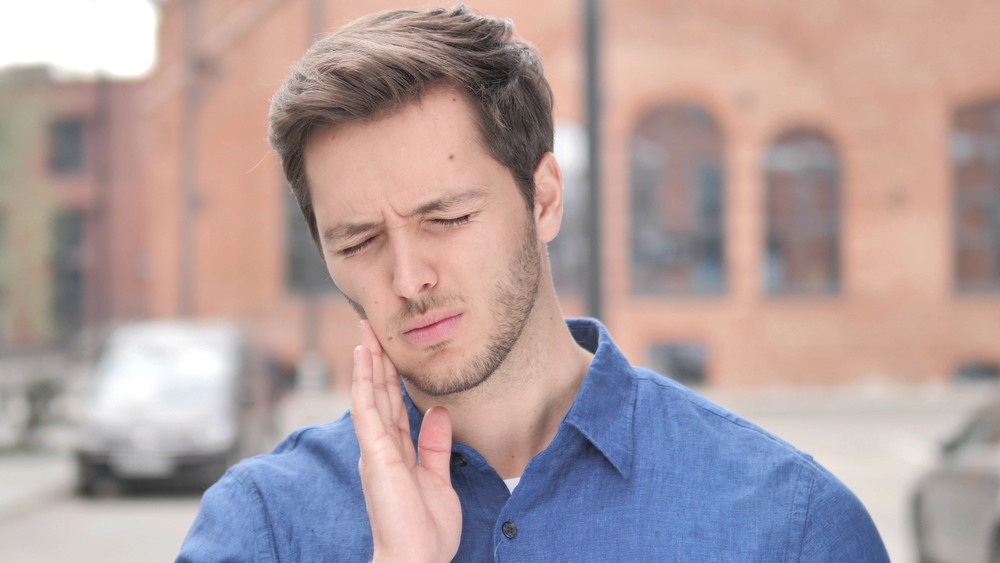 Is Pain Normal After Pulling a Tooth? Here’s What to Know